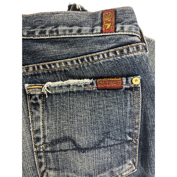 7 For All Mankind Women's Distressed Denim Bermuda Shorts Raw Hem Size 26 - Picture 8 of 8